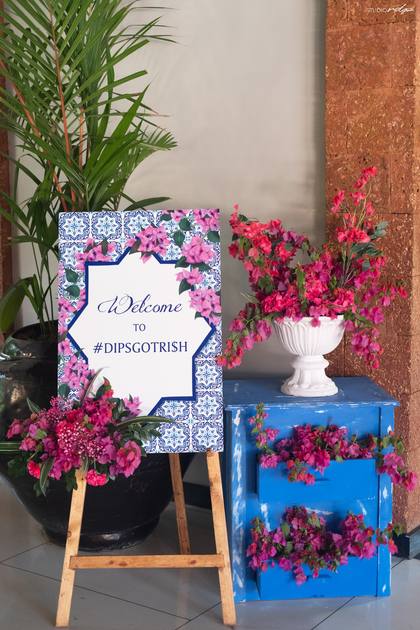 Signage and Floral detail — Welcome Lunch decor — Alila Diwa Goa